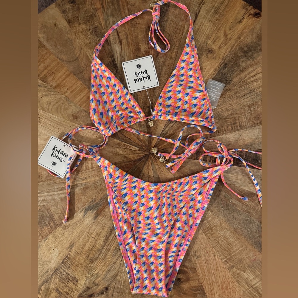 Kulani Kinis swimsuit